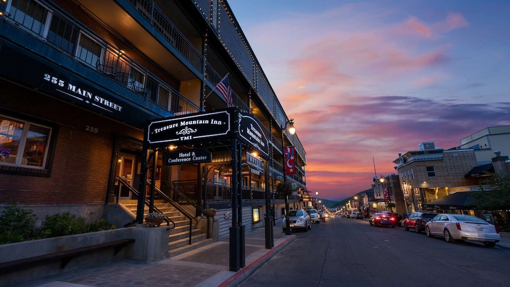 Located in the heart of Park City with Courtyard Views