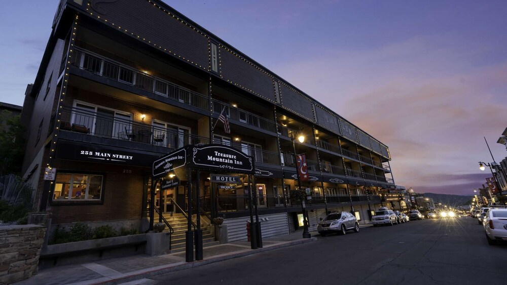 Located in the heart of Park City with Courtyard Views