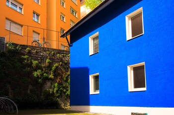 Blaues Haus Stuttgart Reviews Photos Rates Ebookers Com