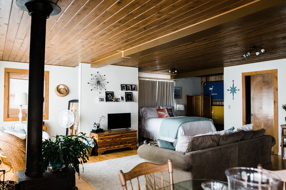 Burton Waterfront Beach House King County Vrbo