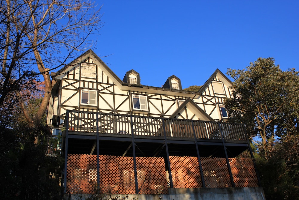 ファミリーペンション アースルーフ 静岡県 伊豆高原 富戸 赤沢 その他 おすすめ人気宿泊プラン一覧 トラベルjp