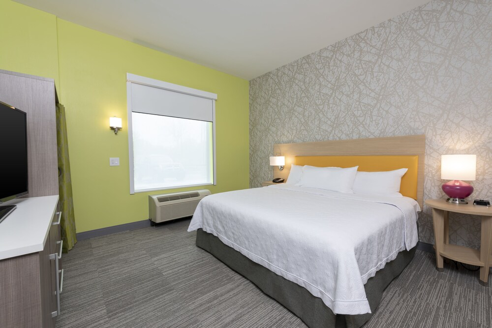 Home2 Suites by Hilton Indianapolis Airport in Indianapolis Best