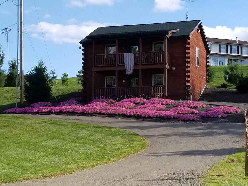 Primary image, Amish Blessings Cabins