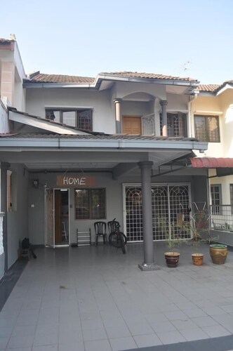 Best Guest Houses In Kampung Baharu Sungai Udang For 2019 - 