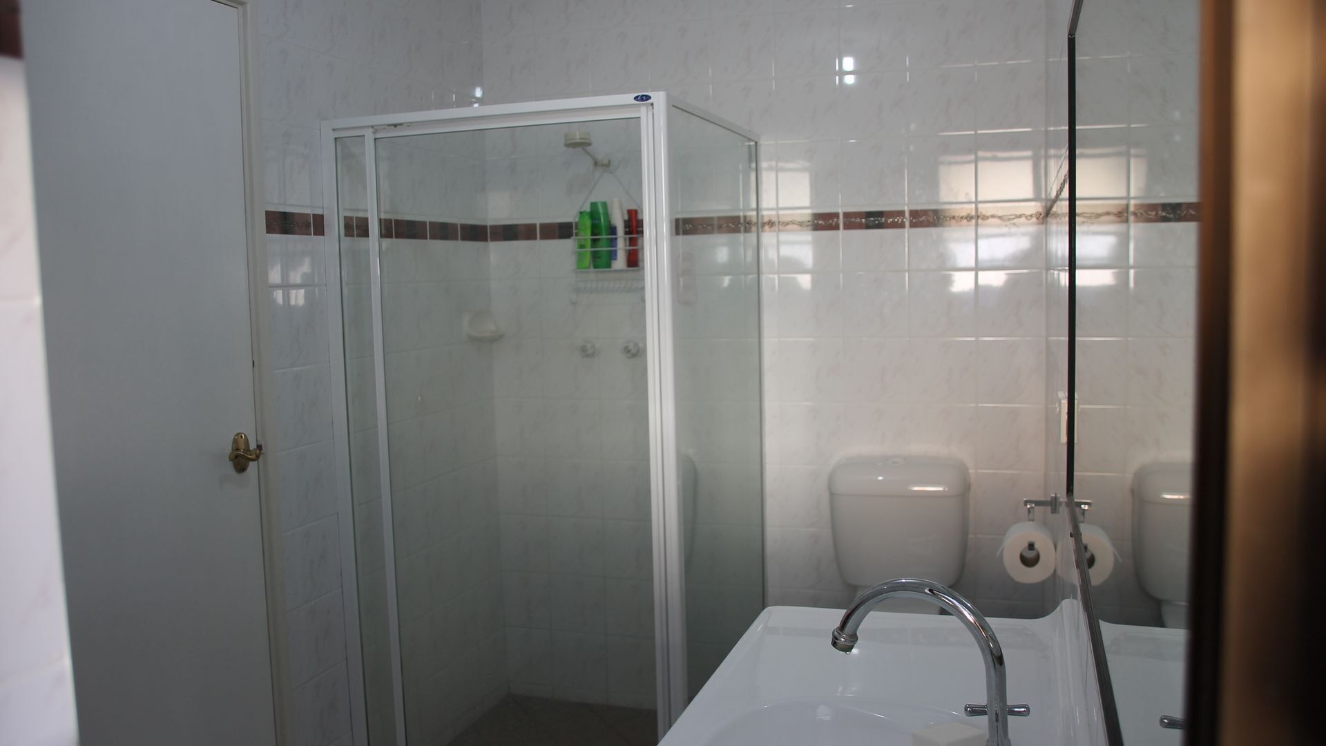 Port  Denison Family Retreat. Family friendly.Sleeps 9.Enclosed yard