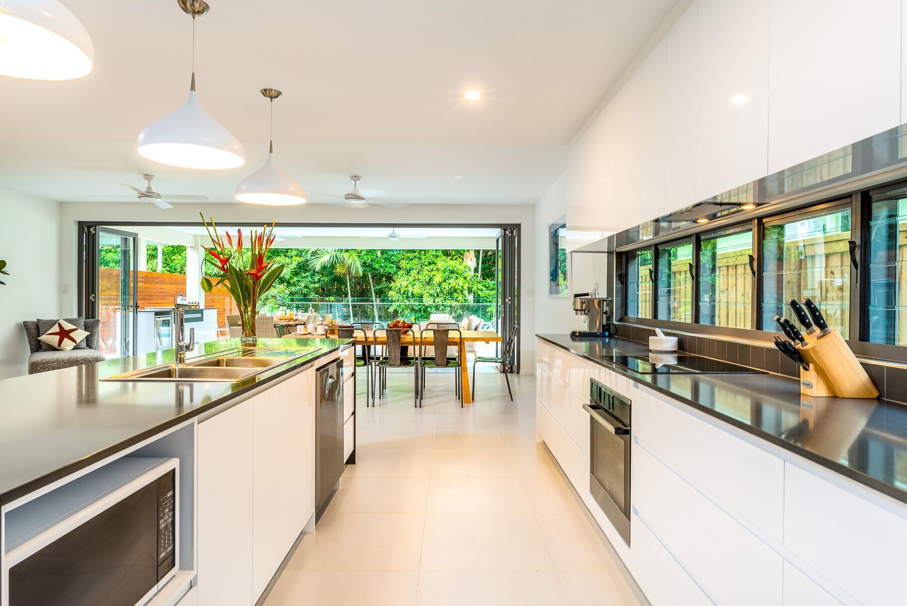 Cedar & Sea Perfect Position Winner 2019 HIA Award