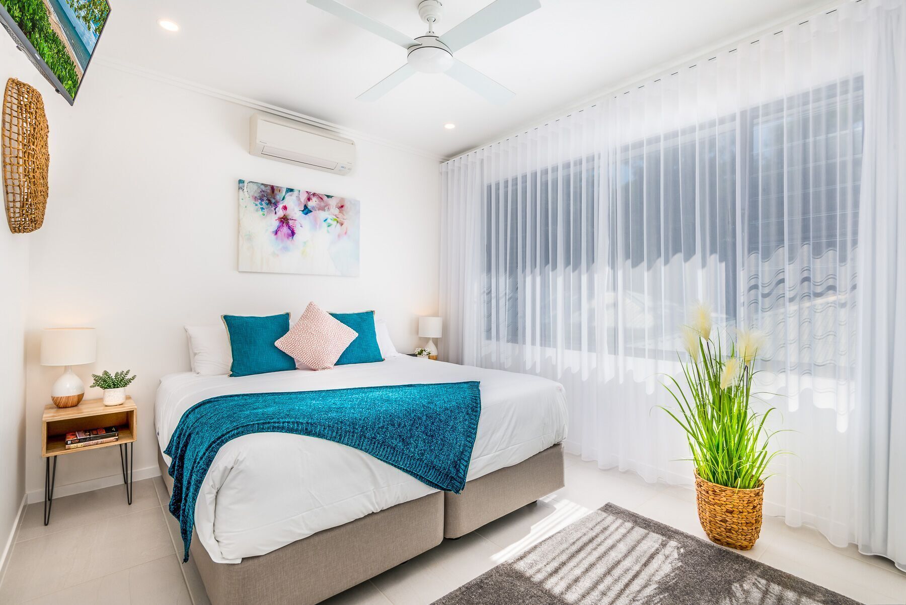 Cedar & Sea Perfect Position Winner 2019 HIA Award