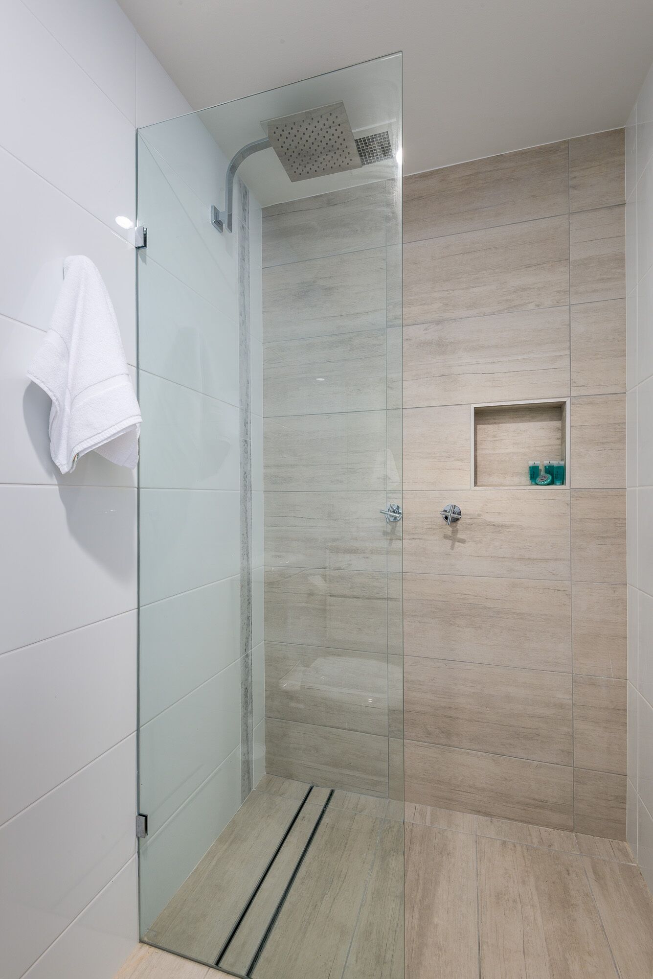 Tranquility Chill at Palm Cove - The Ideal Family Accommodation