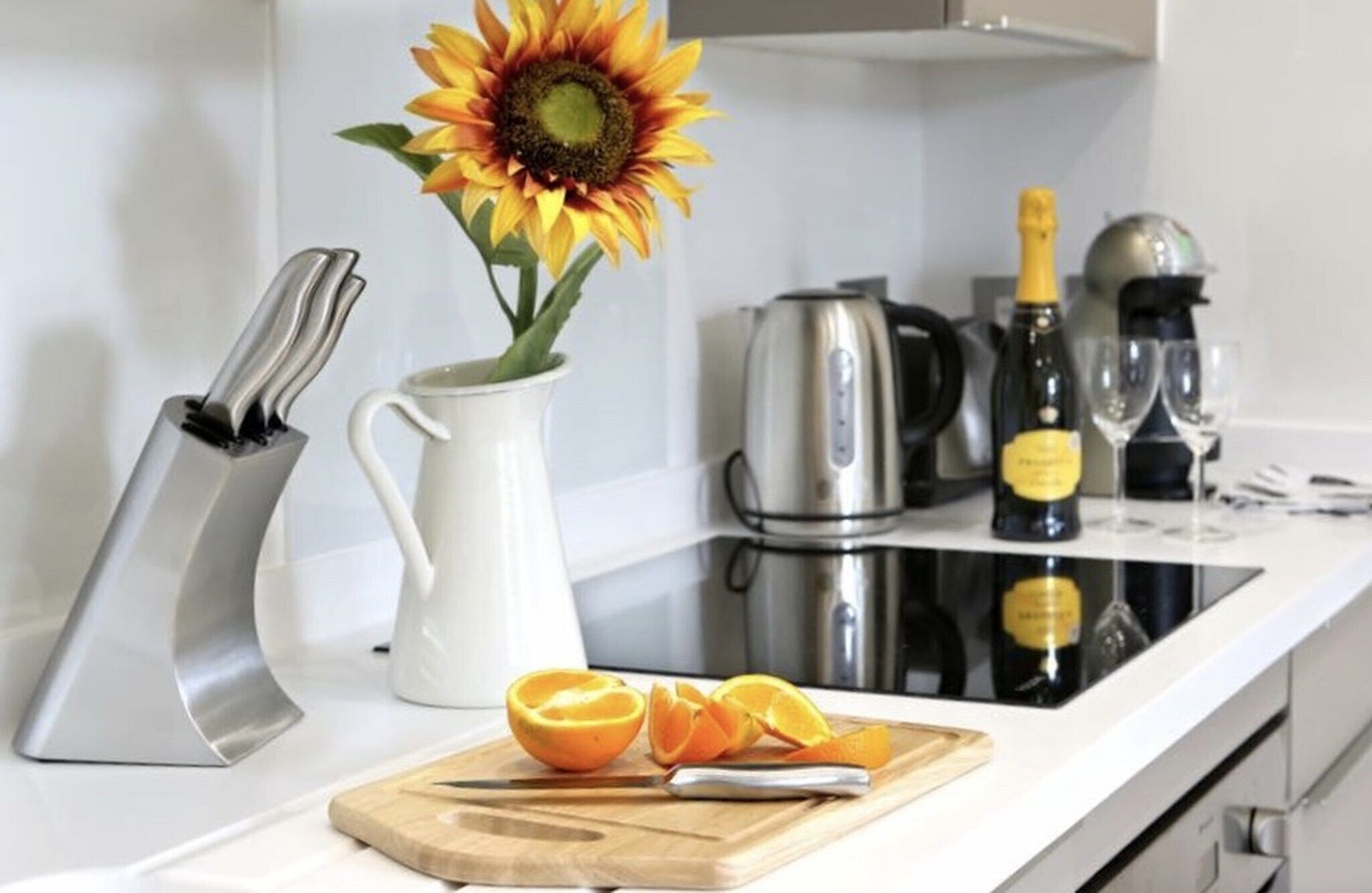 Royal Reign Luxury Apartment in Slough, United Kingdom