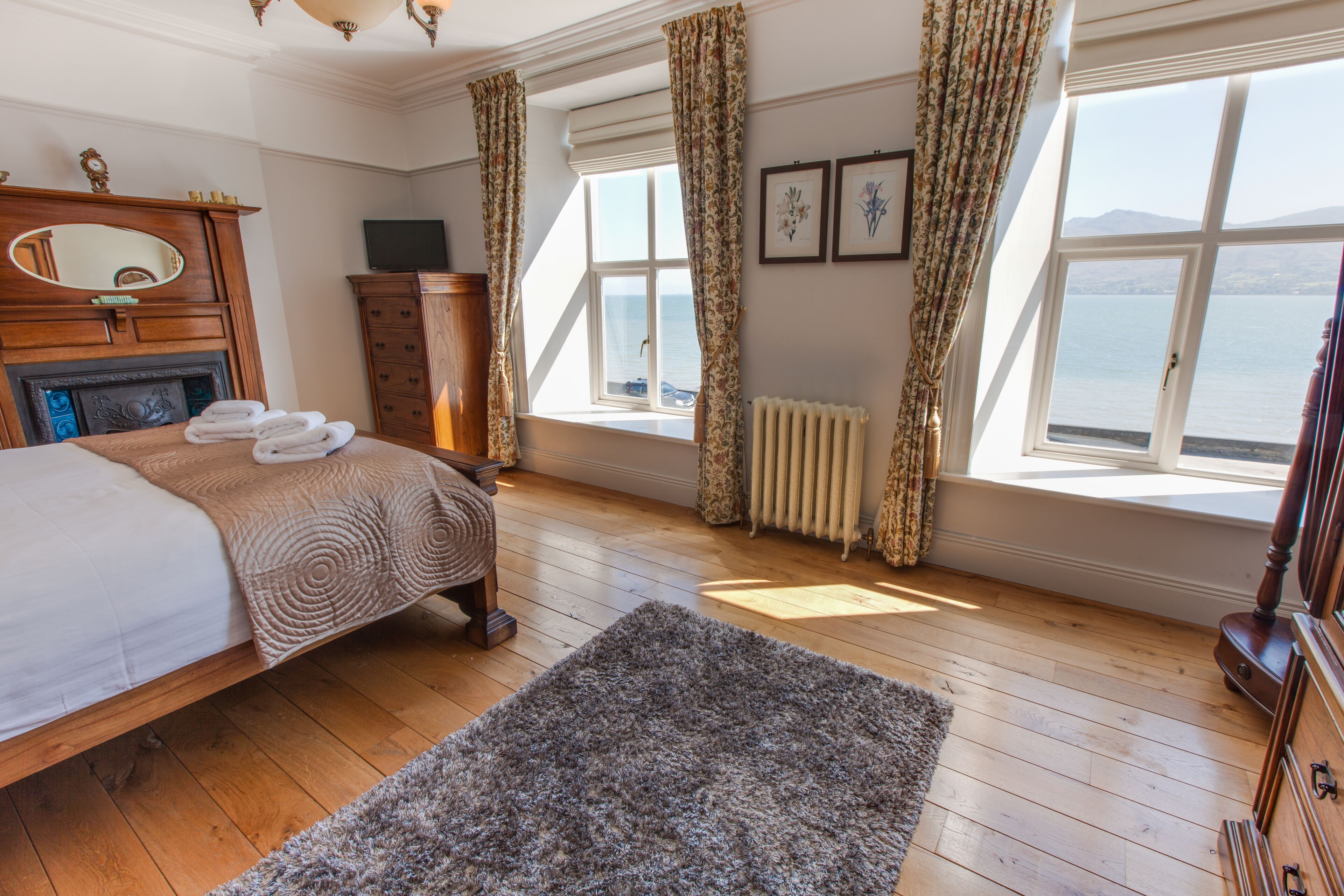 Dollys Cottage On The Bay In Newry