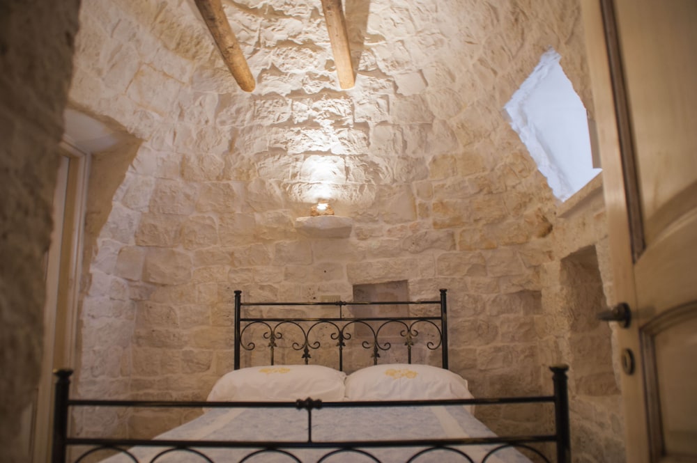 Historic trullo Martina Franca