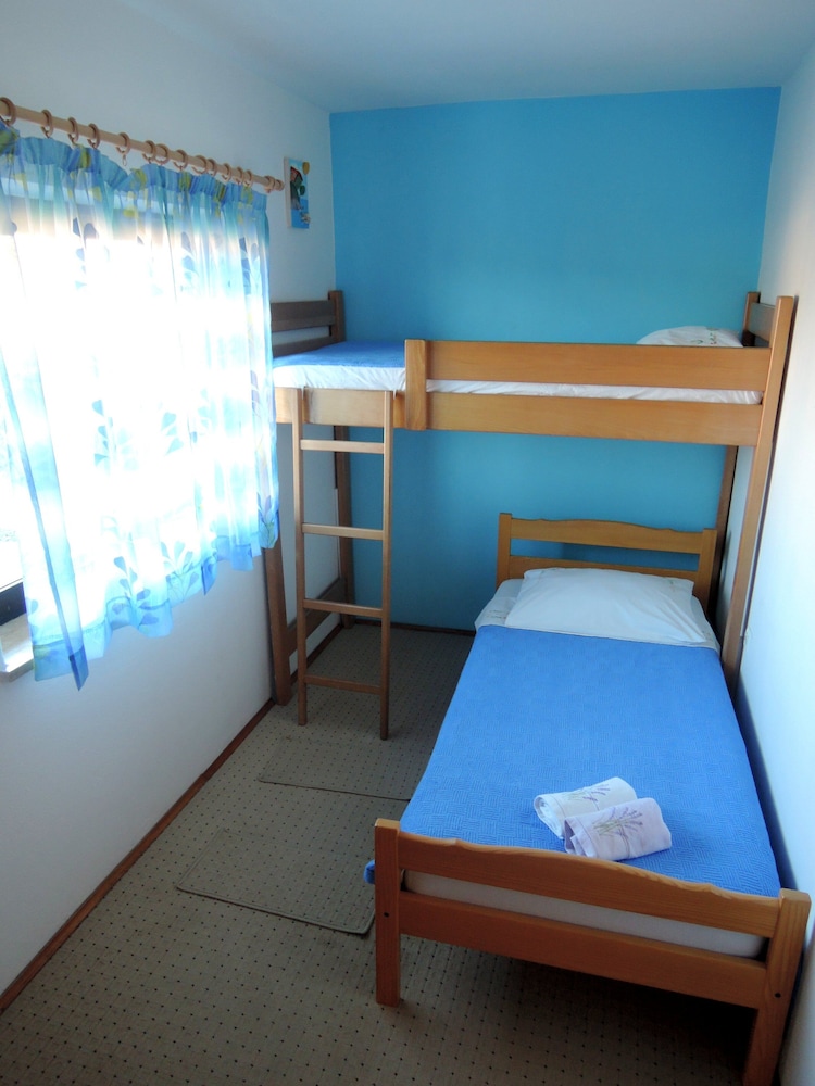 Beautiful apartment Sabina with sea view and free WiFi and climate