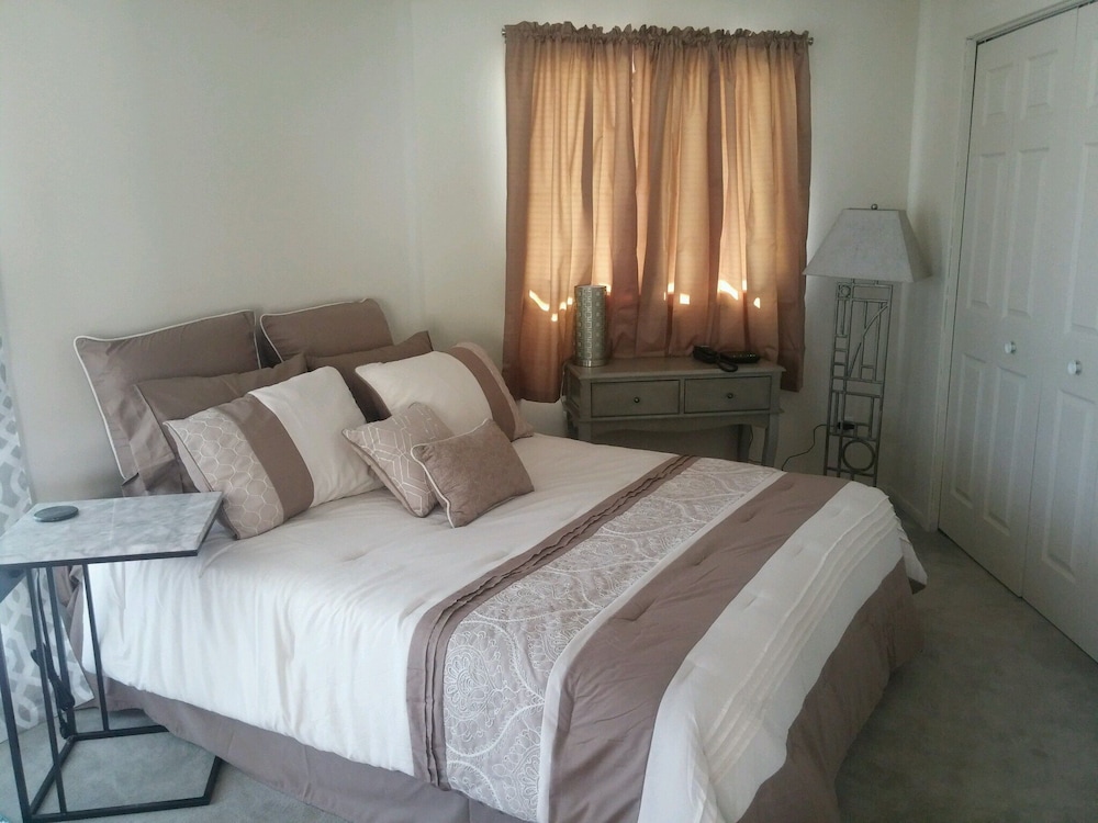 Cape Cod Style lake home with beach front only 1 hour from