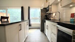Microwave, dishwasher