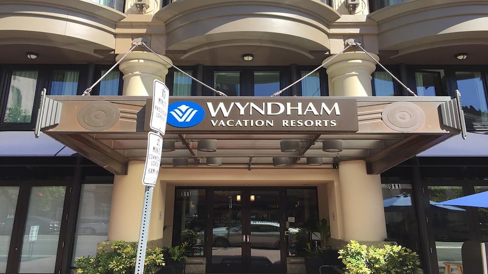 Wyndham Harbour Lights Beautiful Deluxe Studio Suite in Gaslamp