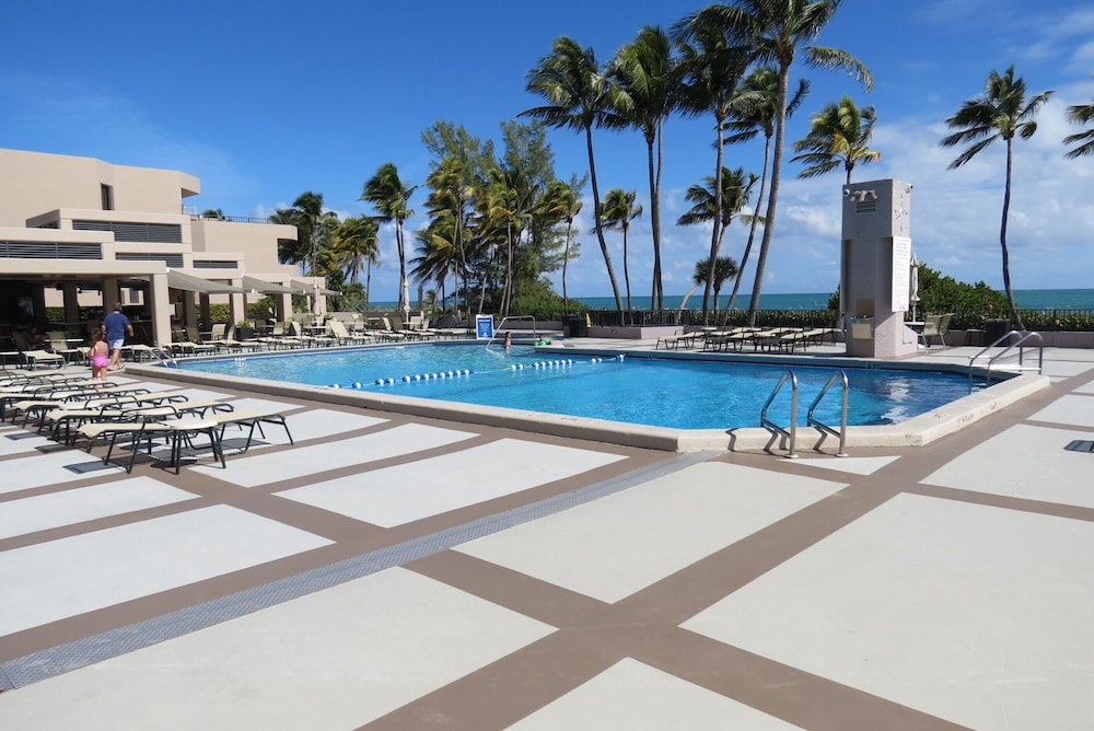 NEWLY REMODELED - Key Colony at Key Biscayne