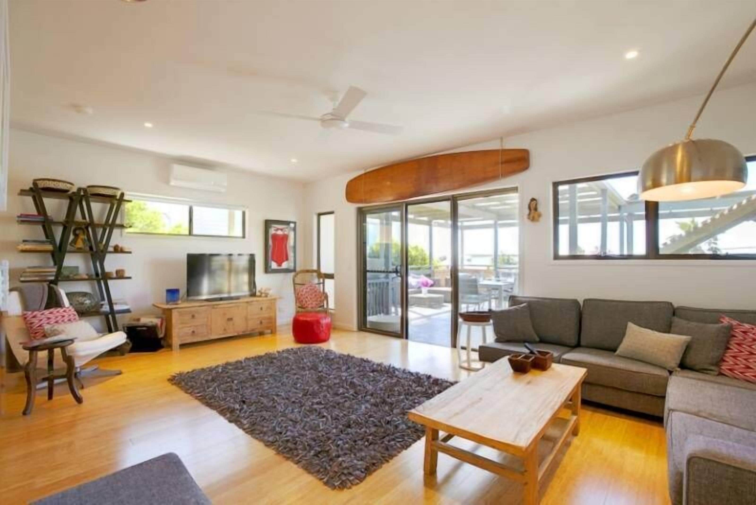 Lumeg - 2/73 Lorikeet Drive