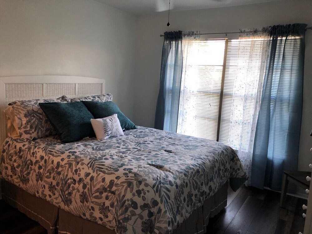 Stunning River and Marina Condo for rent; Sunsets Nightly at "Riverview