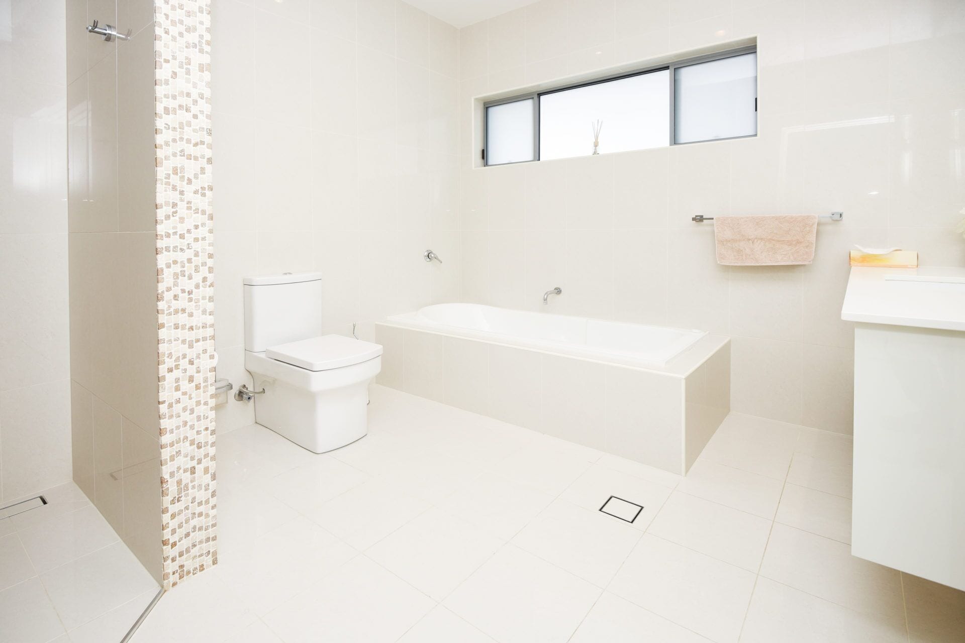 Serenity - Absolute Beauty on the Banks of Bonville Creek