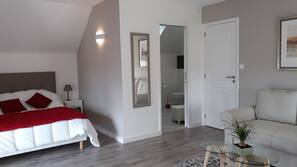 Décoration personnalisée, fer et planche à repasser sur demande