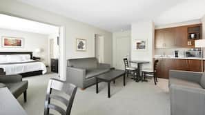 Flat-screen TV, fireplace