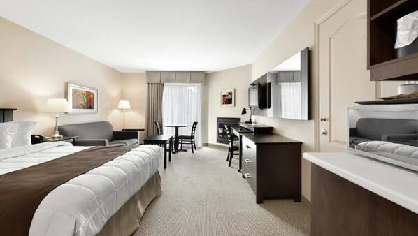 Desk, iron/ironing board, free WiFi, linens