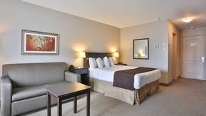 Desk, iron/ironing board, free WiFi, linens
