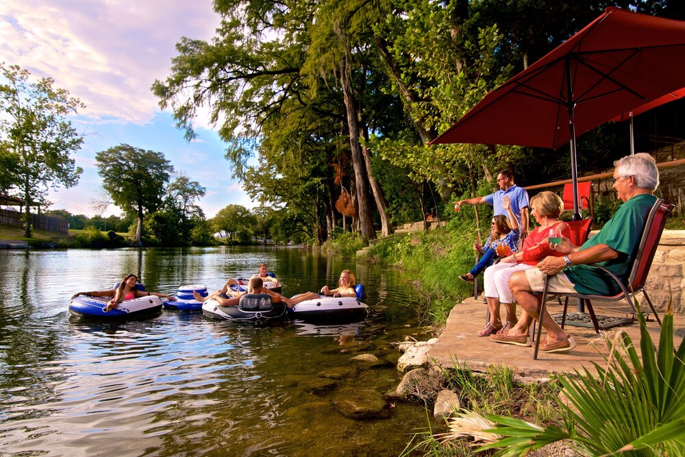Gruene River Hotel & Retreat in New Braunfels Best Rates & Deals on