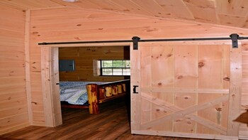 Pet Friendly Swan Bay Cabins Rv Park Cabin Paris Tn Kentucky