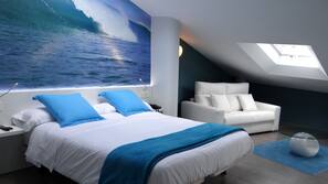 Blackout curtains, free WiFi, linens