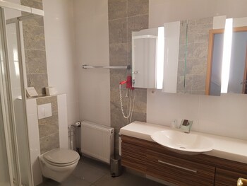 Hotel Zur Engelsburg Hausen 2020 Room Prices Reviews Travelocity