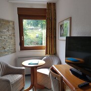 Hotel Zur Engelsburg In Hausen Wied Cheap Hotel Deals Rates