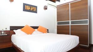 4 bedrooms, minibar, in-room safe, desk