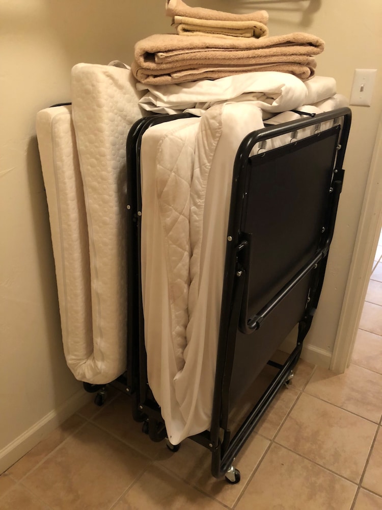 Moab Horsethief House - 3B/2.5B - Garage - Pool