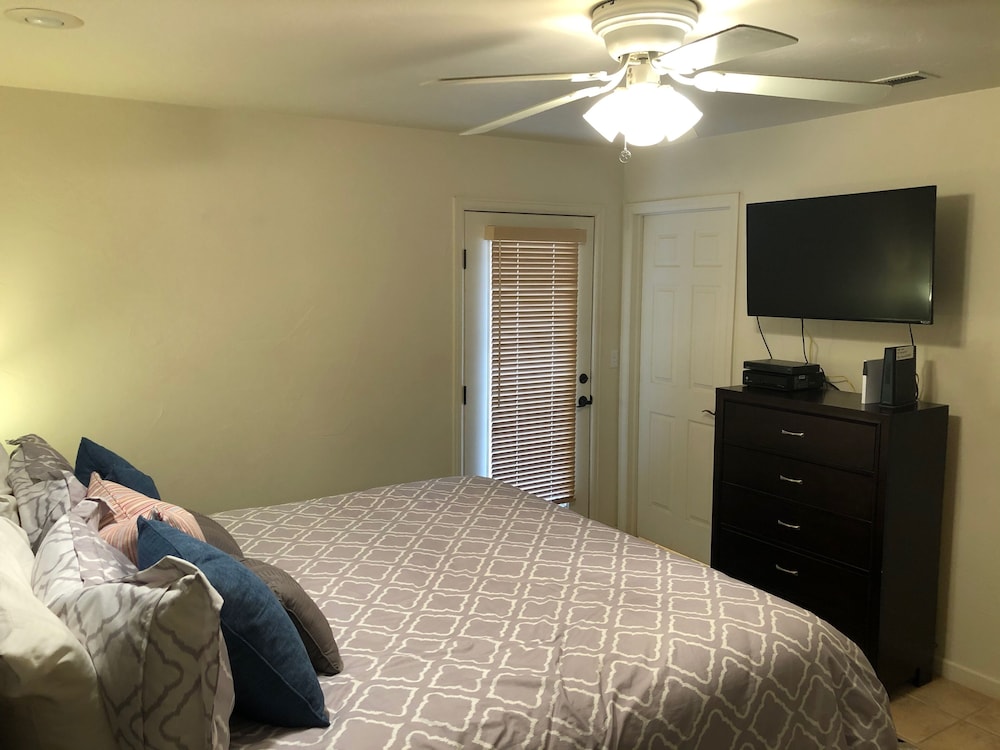 Moab Horsethief House - 3B/2.5B - Garage - Pool