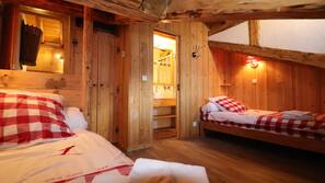 6 chambres, fer et planche à repasser, lits bébé, accès Internet