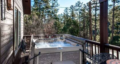 Fifth Dimension - Two Bedroom Cabin with Hot Tub