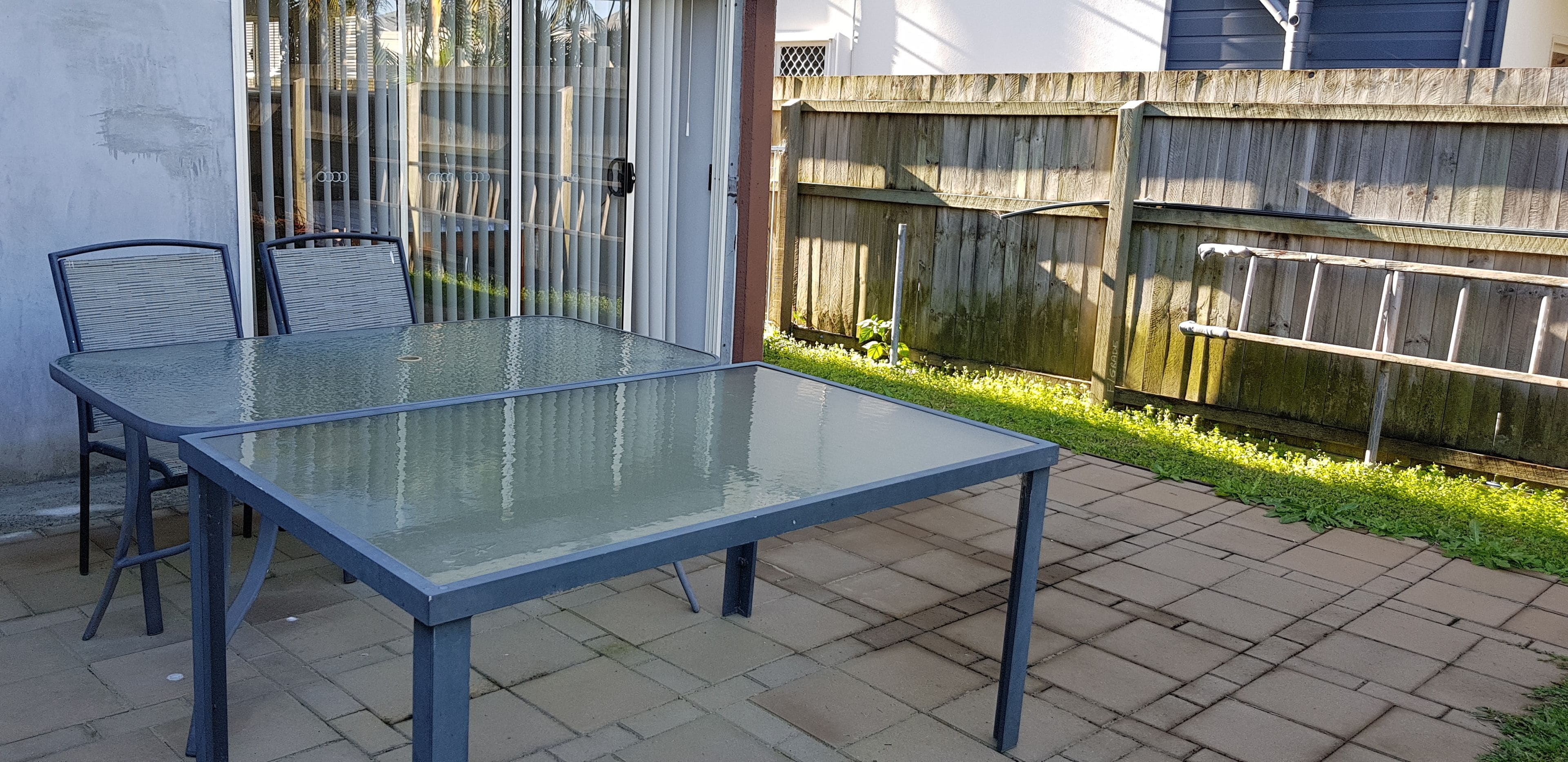 Spacious 2-Storey Home By The Bay: Sleeps 12