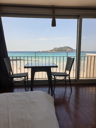 Hotels Near Hyeopjae Beach Find Cheap C50 Hotel Deals -