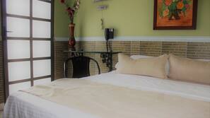 Blackout curtains, free WiFi, linens