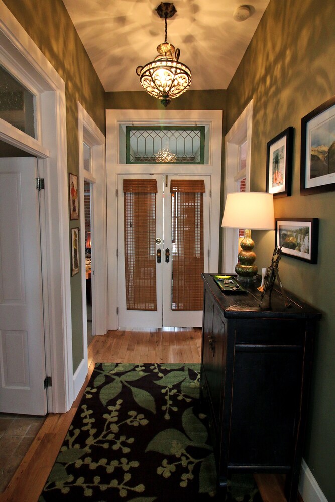 Downtown Renovated Loft (STL 0395) Salida Vrbo