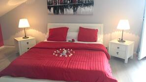 1 bedroom, desk, iron/ironing board, free WiFi