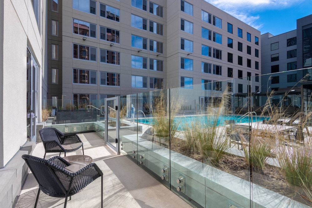 AC Hotel by Marriott Atlanta Midtown in Atlanta | Best Rates & Deals on