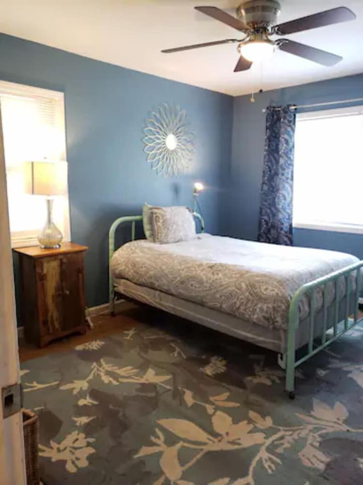 Go Braves!- 3bd/2ba 6min from Mercedes-Benz/CNN/GWCC