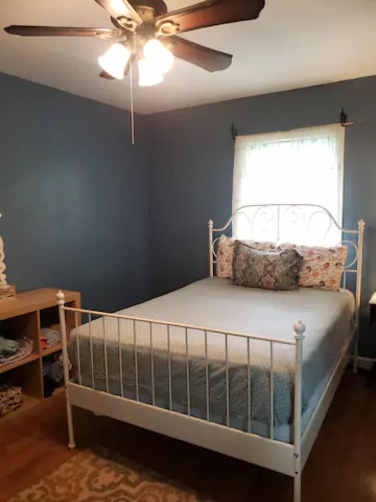 Go Braves!- 3bd/2ba 6min from Mercedes-Benz/CNN/GWCC