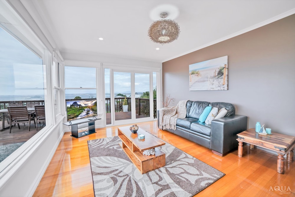 Fabulous Ocean Views Bridport Vrbo