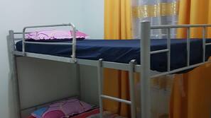 3 bedrooms, iron/ironing board, WiFi