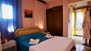 4 bedrooms, iron/ironing board, free WiFi, linens