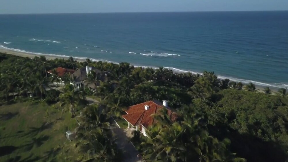 Primary image, OCEAN PARADISE RETREAT ON VERACRUZ, MEXICO