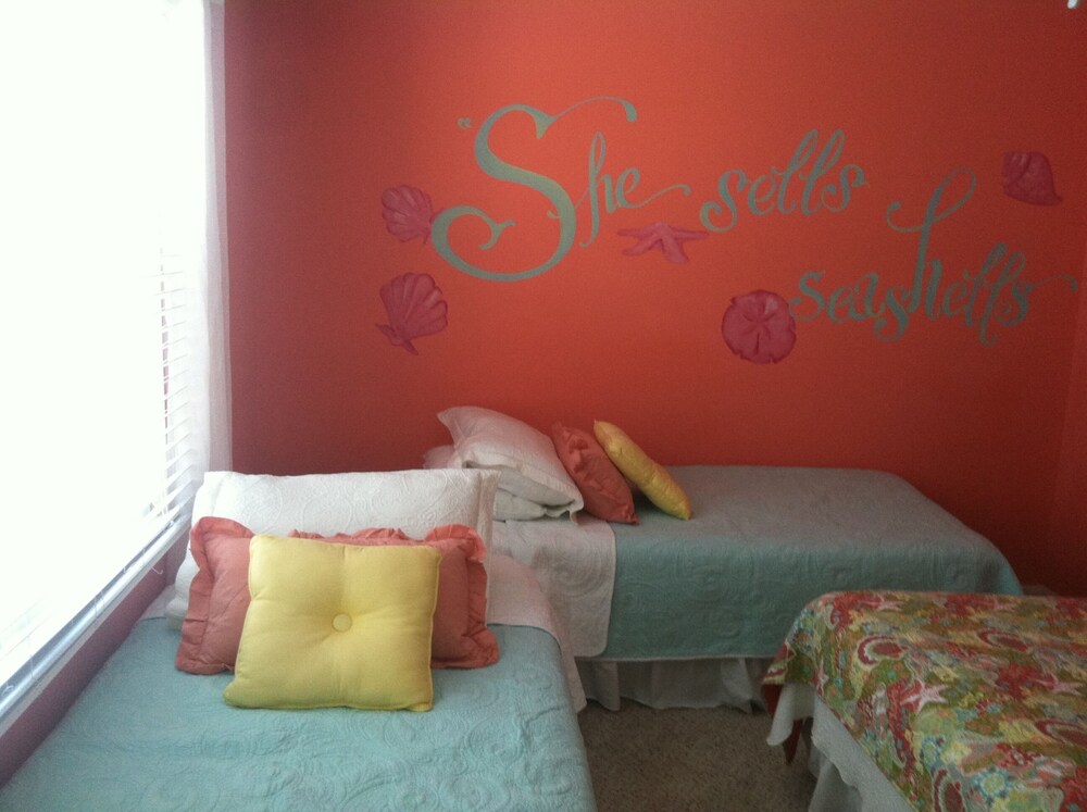 Oceanfront - still booking into Fall/Winter